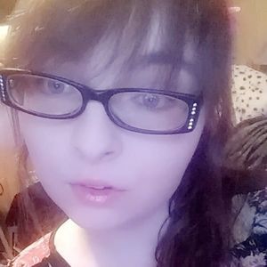 Meet your Posher, Carolyn